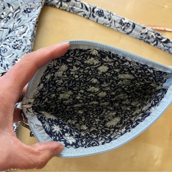 Vera Bradley Light Blue and Navy Quilted Floral Tote with Zip Pouch - Picture 13 of 14